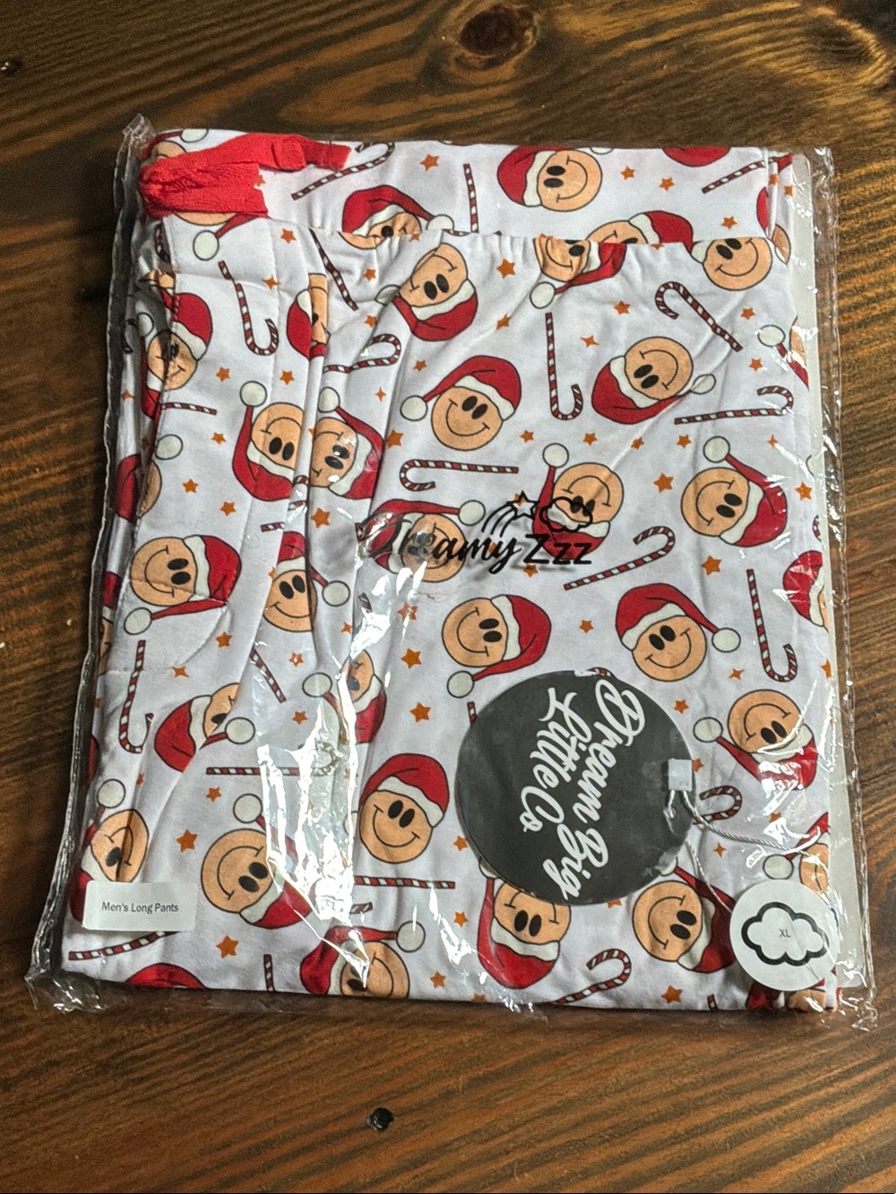 DreamyZzz White Men’s Holiday Pajama Bottoms